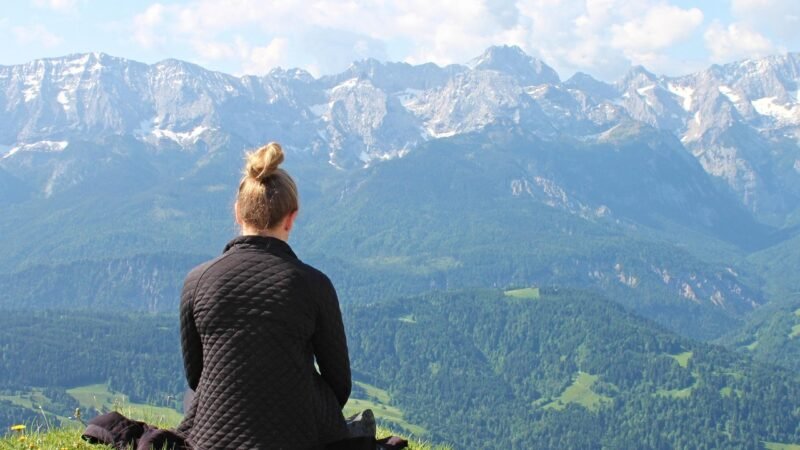 The Power of Letting Go: 7 Science-Backed Ways to Release What No Longer Serves You